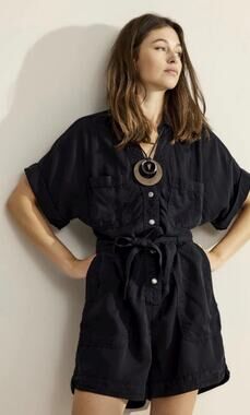 Summum Women's Shorts Playsuit Romper in Black Size 34 or US XS *missing belt*